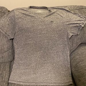 Like new Aeropostale gray short sleeve